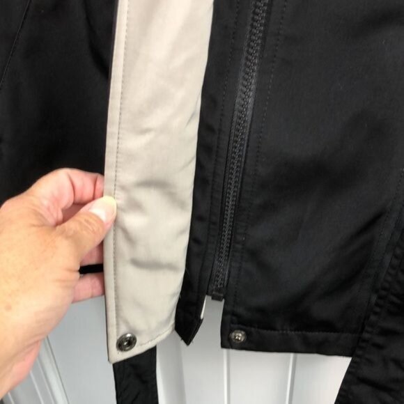Liz Claiborne jacket all weather black and tan belted zip & button size small - Picture 5 of 12